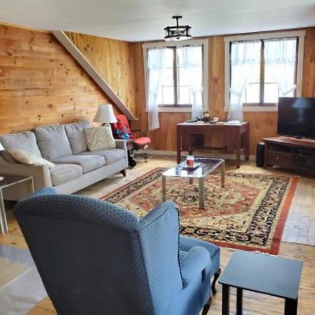 Meredith Lakefront Lodge On Lake Winnipesaukee Exterior foto