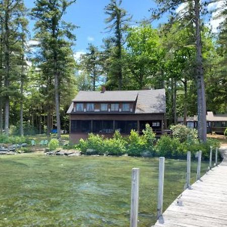 Meredith Lakefront Lodge On Lake Winnipesaukee Exterior foto