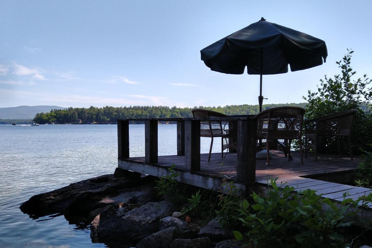 Meredith Lakefront Lodge On Lake Winnipesaukee Exterior foto