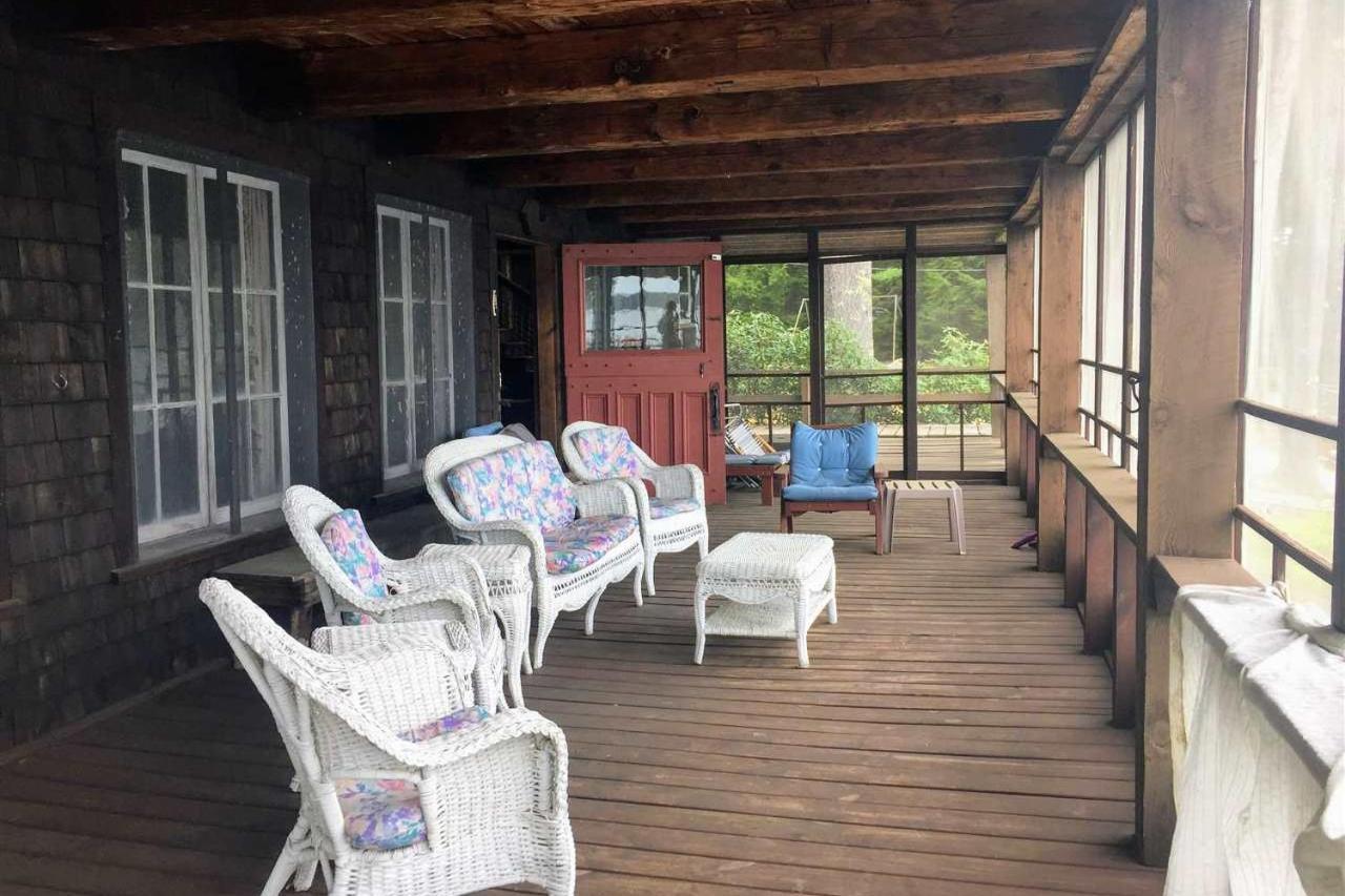 Meredith Lakefront Lodge On Lake Winnipesaukee Exterior foto